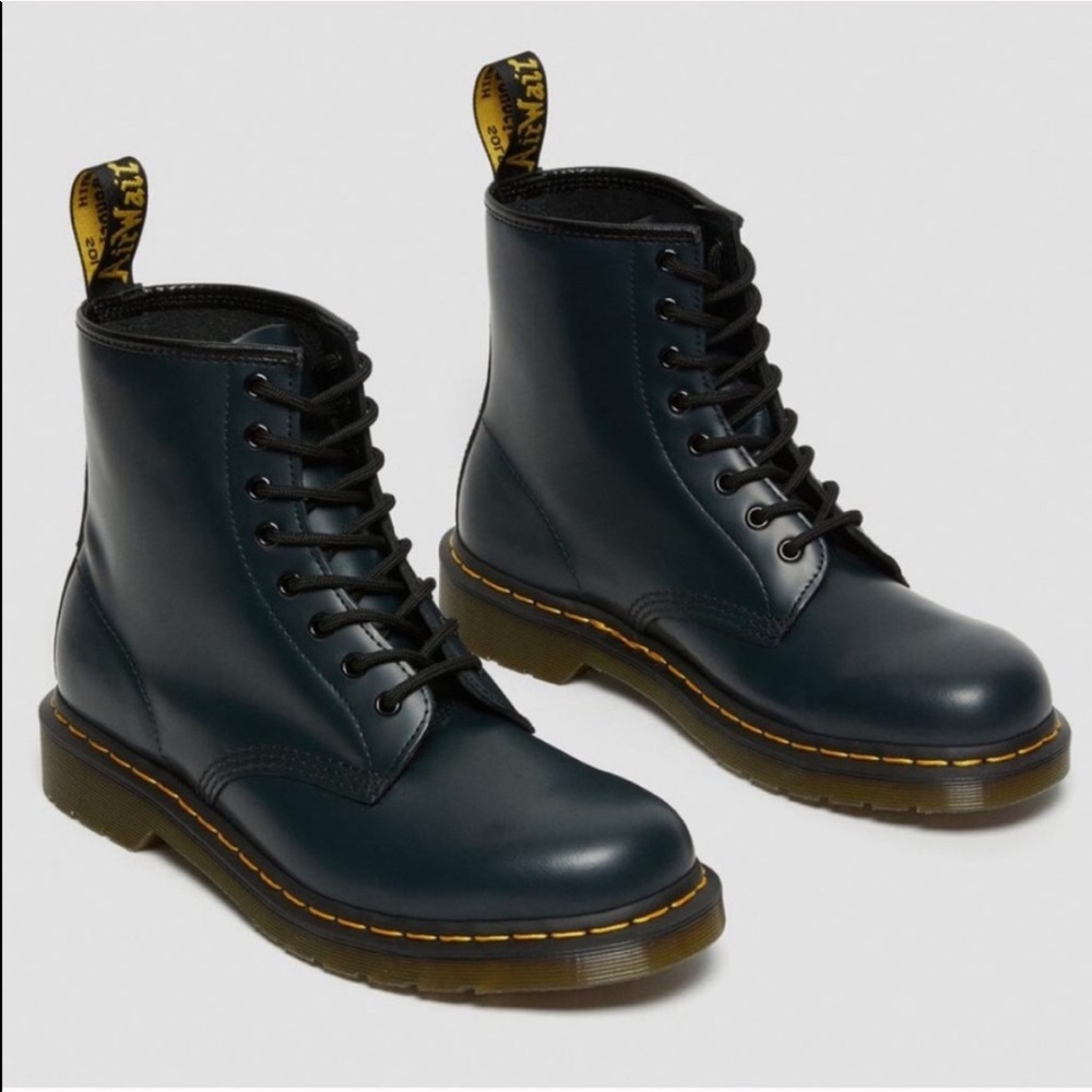 Dr. Martens 1460 Smooth Leather Boots